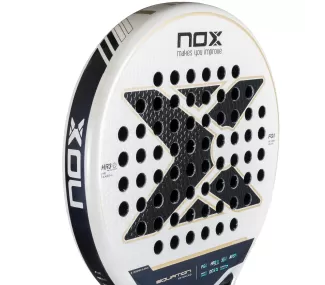 Raquette de Padel NOX Equation Advanced Series 2025 - Contrôle et Puissance Raquette de Padel NOX Equation Advanced Series 2025 - Contrôle et Puissance