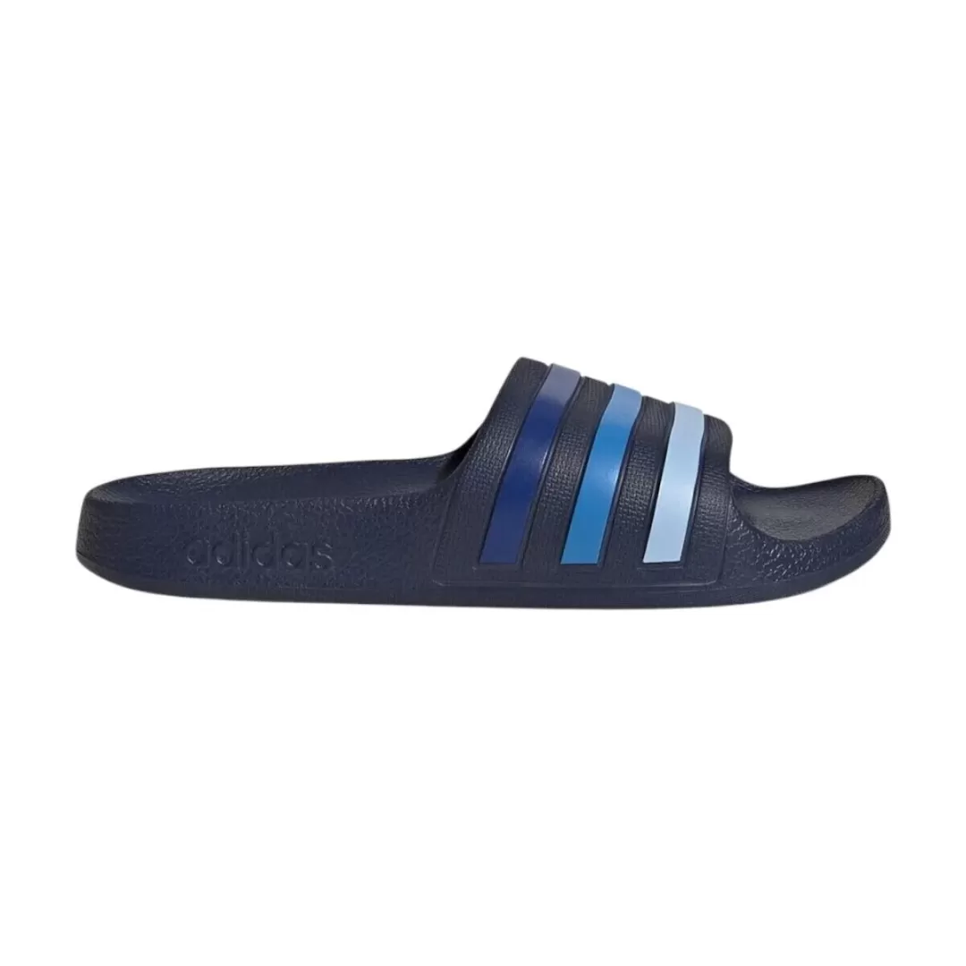 Adidas ADILETTE AQUA K DKBLUE/ROYBLU/GLOBLU - Sandales pour Enfants Adidas ADILETTE AQUA K DKBLUE/ROYBLU/GLOBLU - Sandales pour Enfants