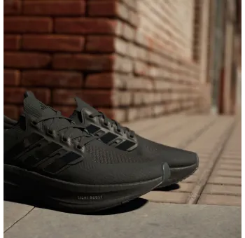 ULTRABOOST 5        CBLACKCBLACKCBLACK