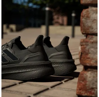 ULTRABOOST 5        CBLACKCBLACKCBLACK