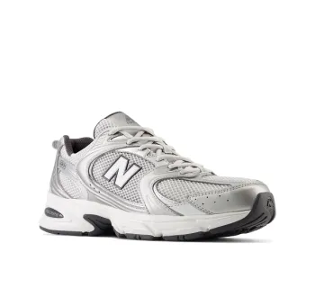 New Balance 530 – Le Rétro Running Incontournable