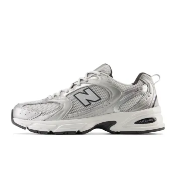 New Balance 530 – Le Rétro Running Incontournable