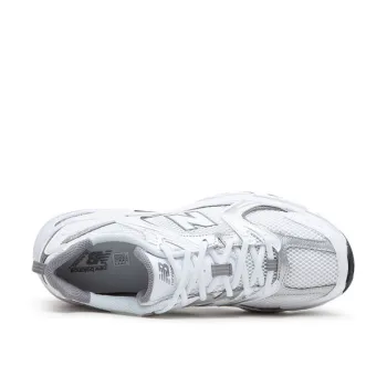 New Balance 530 – Le Rétro Running Incontournable